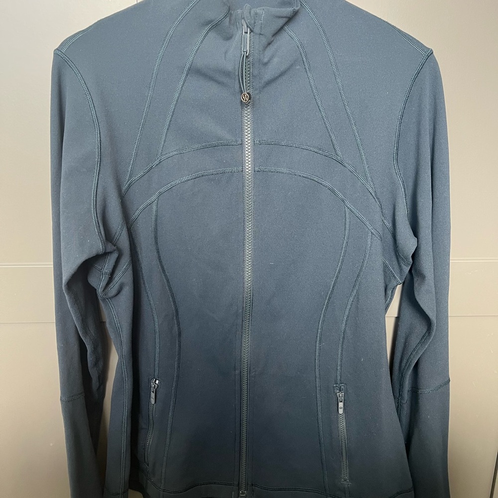 Lululemon athletica Women's Navy Blue 1/4 Zip-Up Athletic Jacket- Sz 12